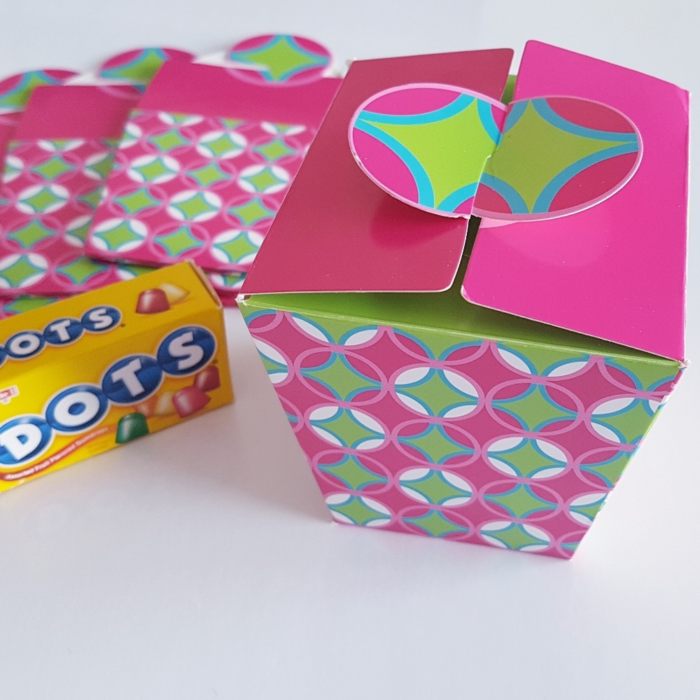 4 pcs Party Craft Treat Boxes Favor Boxes Gift Boxes